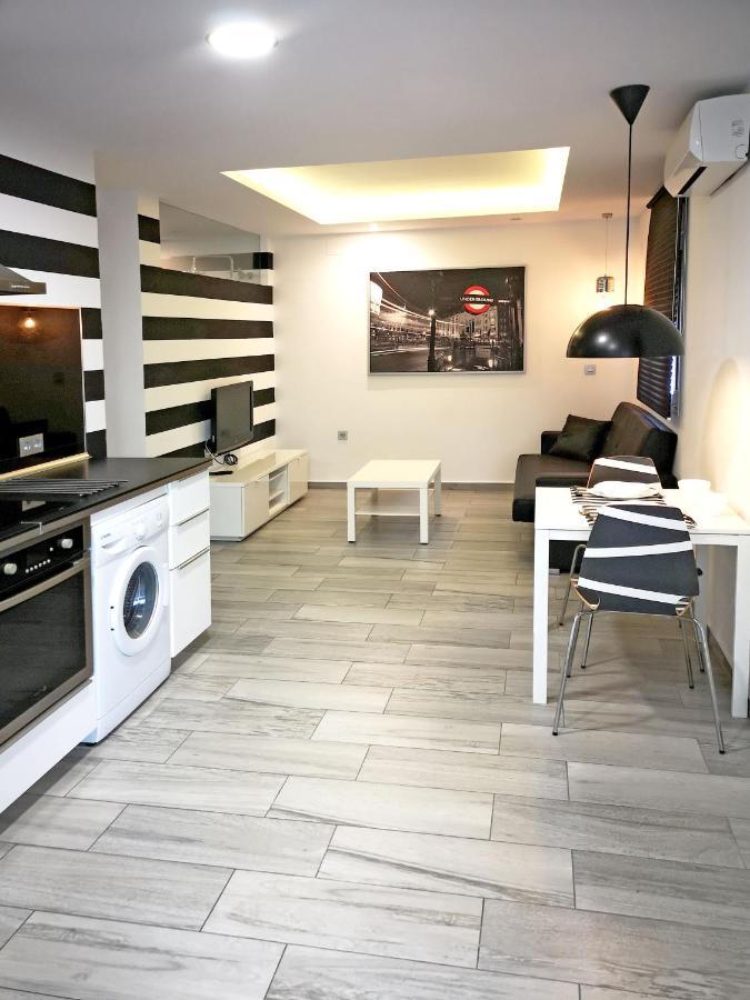 Conil Red-Black Apartment Conil De La Frontera Eksteriør billede