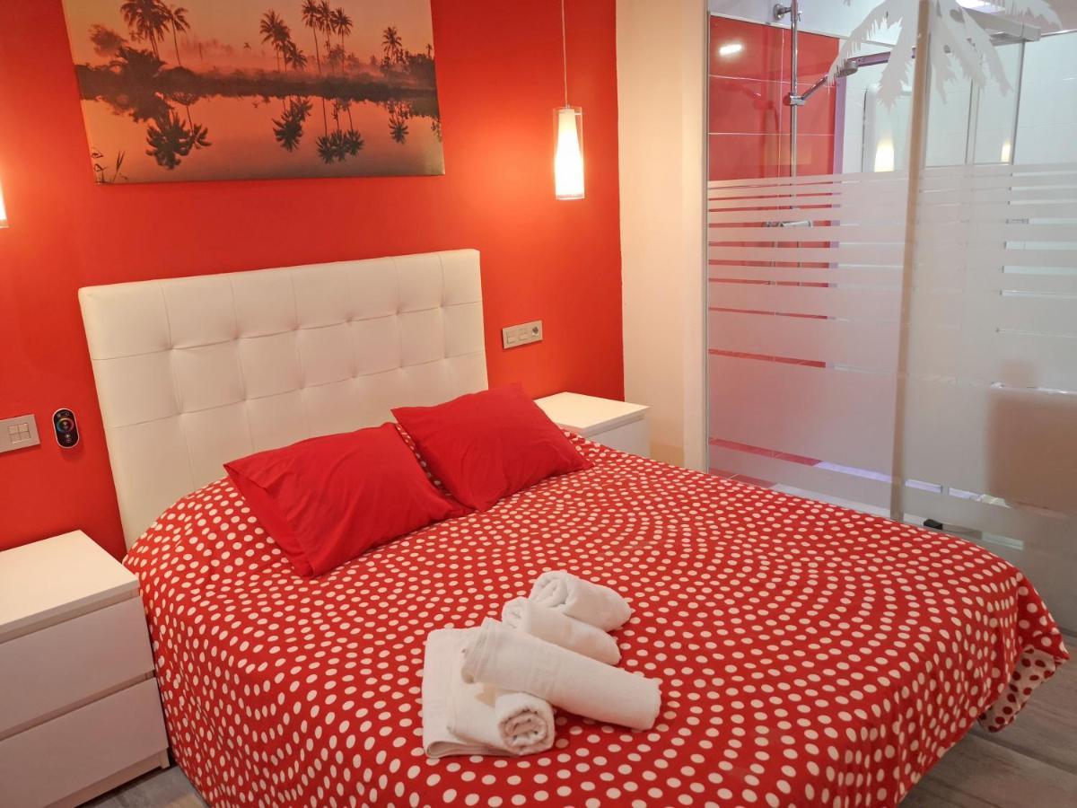 Conil Red-Black Apartment Conil De La Frontera Eksteriør billede