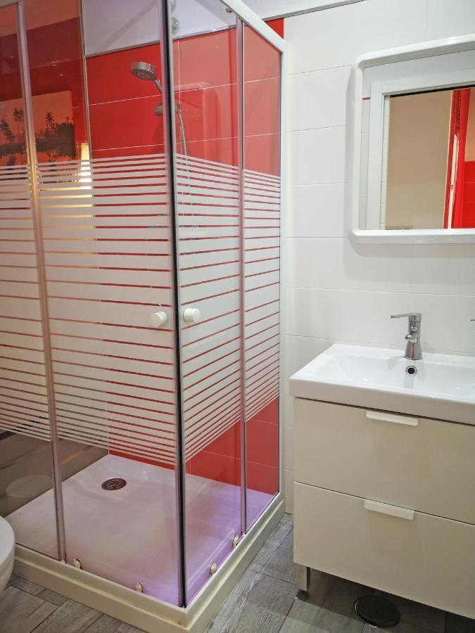 Conil Red-Black Apartment Conil De La Frontera Eksteriør billede
