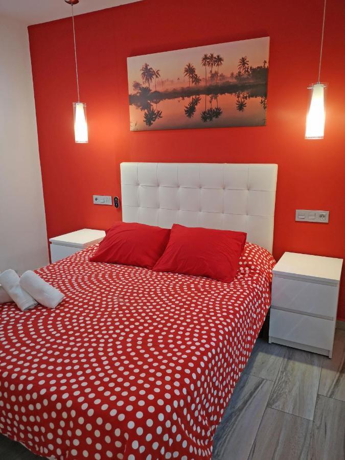 Conil Red-Black Apartment Conil De La Frontera Eksteriør billede